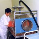 Akademie věd České republiky: laboratoř Parazitologického ústavu AV ČR; foto O. Sepp 1998.