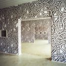 Dům umění: snímek z expozice z roku 2001, Johannes Gachnang a Peter Kogler; foto Jan Mahr, archiv Domu umění.