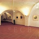 Galerie: výstavní prostory Galerie Hrozen; foto V. Johanus 1998.
