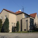 Herringova vila: pohled z jihozápadu; foto I. Hajn 2005.
