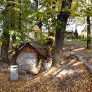 Hrdějovice: studánka u Panny Marie Těšínské ; foto Nebe 2018.