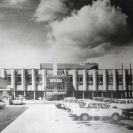Jednota: obchodní dům Družba na Pražském předměstí; podle knihy Českobudějovicko, České Budějovice 1976.