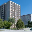 Jihočeská univerzita: vysokoškolské koleje v ulici Studentská; foto Nebe 2020.