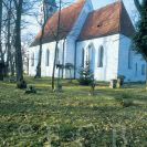 Kostel svatého Prokopa a svatého Jana Křtitele: pohled od jihovýchodu; foto K. Kuča 1997.