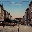 Kasárny: kasárenský komplex v Žižkově třídě, kolorovaná pohlednice z počátku 20. století; sbírka J. Dvořáka.