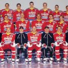 Lední hokej: HC České Budějovice v sezoně 2002—2003, zdola zleva V. Hudáček, P. Sailer, prezident klubu P. Podlaha, M. Nedoma, trenér J. Liška, R. Suchánek, asistent trenéra V. Červený, F. Turek, generální manažer J. Pařízek, L. Rob, J. Kučera, V. Plánička, Z. Ondřej, M. Štrba, J. Šimánek, D. Babka, F. Mrázek, J. Jindra, M. Vondrka, J. Brož, I. Kotaška, J. Pouzar, P. Prášek, Š. Hřebejk, P. Gřegořek, P. Bartoš, J. Řehoř, M. Barinka, M. Michálek, J. Lála, J. Žákovský, J. Mucha, V. Škoda, P. Vlašic; archiv Budějovický Budvar.