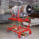 Letecké opravny: motor letounu Aero l-39 Albatros v hangáru letiště Planá; archiv LOZ České Budějovice.