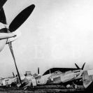 Letectví: letouny Spitfire letecké jednotky RAF 1945 na letišti v Plané; archiv LOZ České Budějovice.