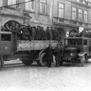 Letectví: stavba letiště v Plané 1932 přispěla ke snížení nezaměstnanosti v době krize, pro práce byl využit Pomocný sbor Českobudějovický; archiv LOZ České Budějovice.