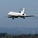 Letiště České Budějovice: český vládní speciál Tupolev TU-154, kterým přistál ministr zahraničí Karel Schwarzenberg 2009; archiv LOZ České Budějovice.