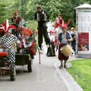 Malé divadlo: průvod festivalu Na prahu, 2008; archiv JD.