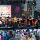 Nezmaři: koncert kapely s Jihočeskou filharmonií v roce 2022; archiv Jihočeská filharmonie.