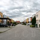 Roudné: řadové domky v ulici Luční; foto Nebe 2018.