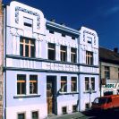 Secese: nájemní dům v Otakarově ulici; foto O. Sepp 1998.