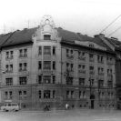 Schwarzenbergové: ústřední účtárna a vrchní stavební správa sídlila v pozdně secesním Schwarzenberském paláci na rohu Žižkovy a Jeronýmovy ulice; sbírka J. Dvořáka; SOkA. 