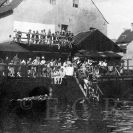 Sokol: sokolská plovárna u Předního mlýna 1899; archiv T. J. Sokol ČB.