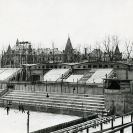 Tělovýchovná zařízení: rekonstrukce zimního stadionu, pokračující stavba betonových tribun a zázemí, stadion byl zastřešen až v roce 1967, sbírka J. Dvořáka; SOkA.