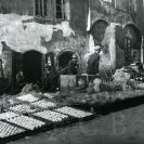 Trhy: výroční trh u Staré rychty v Hroznové ulici, 1933, sbírka J. Dvořáka; SOkA.