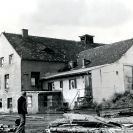 Veterinární péče: budova městské kafilérie poblíž Husovy kolonie, 80. léta 20. století; SOkA.