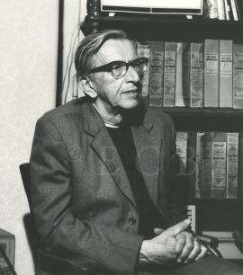 Denkstein Vladimír: na fotografii pořízené kolem roku 1960, foto Zdeněk M. Zenger; ze sbírek Moravské galerie v Brně.