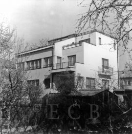 Kotlář Josef: Hulcova vila v Hálkově ulici č. 16; foto V. Storm 2001.