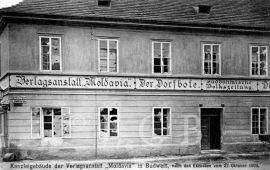 Moldavia: budova Moldavie v roce 1908 s následky poškození po tehdejších výtržnostech; sbírka J. Dvořáka.