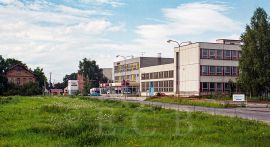 Nové Vráto: průmyslová zóna v ulici U Pily v období 90. let 20. století; archiv Nebe.