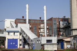 Teplárna: zauhlovací mosty s velínem a garáží lokotraktoru, foto P. Hrbek; archiv Teplárny České Budějovice, a.s.