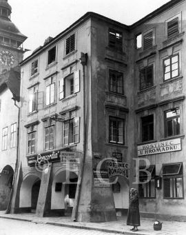 U Hromádků: 30. léta 20. století; ze sbírek Jihočeského muzea v Českých Budějovicích.