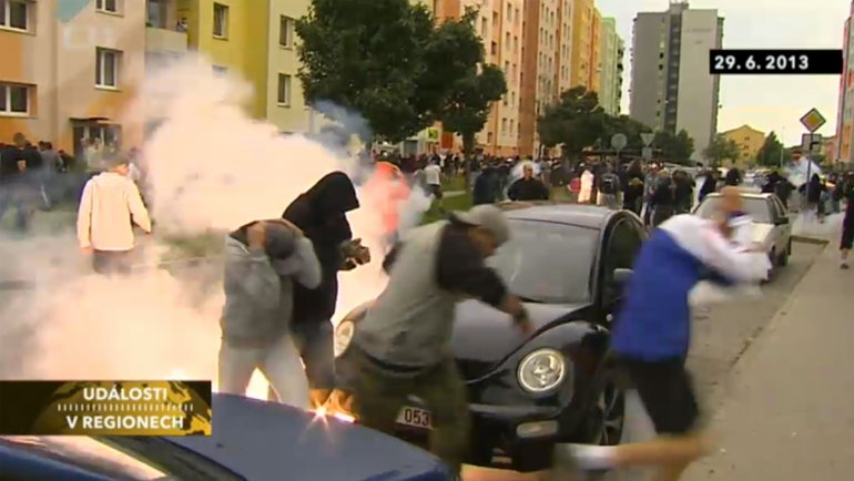 2013 – Demonstrativní shromáždění k protestům na Máji